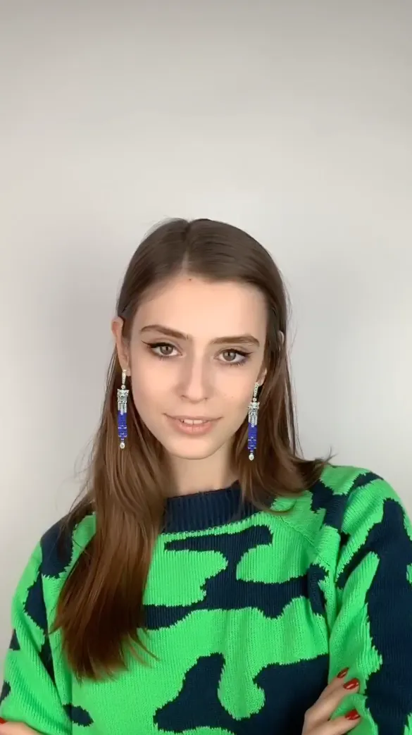 Digital fashion Cartier, AR try-on filter